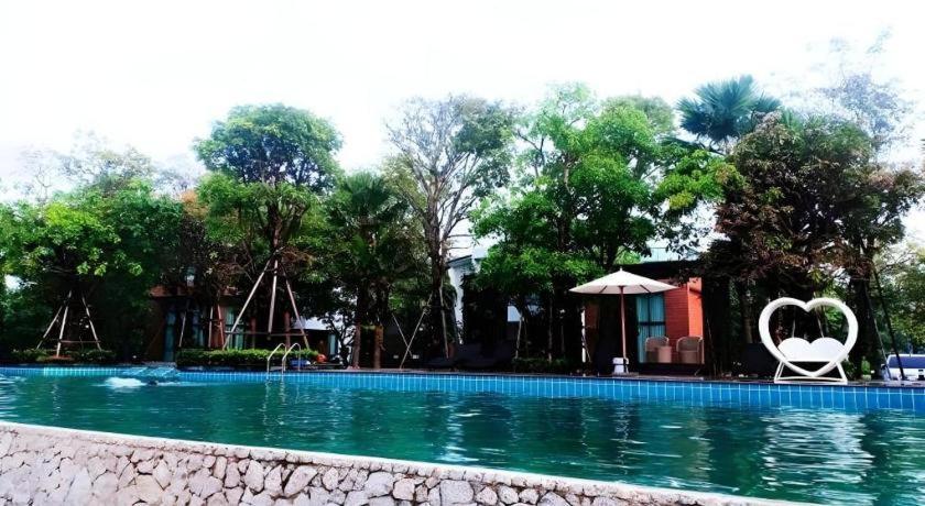Chatnipa Beach Resort By Morseng Ban Hat Lek Exterior photo
